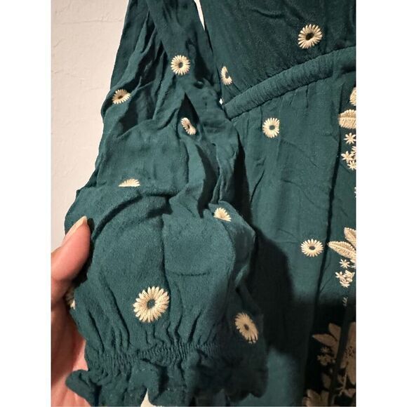 In Loom Hazel Embroidered Bohemian all over speckled floral M - Picture 6 of 12